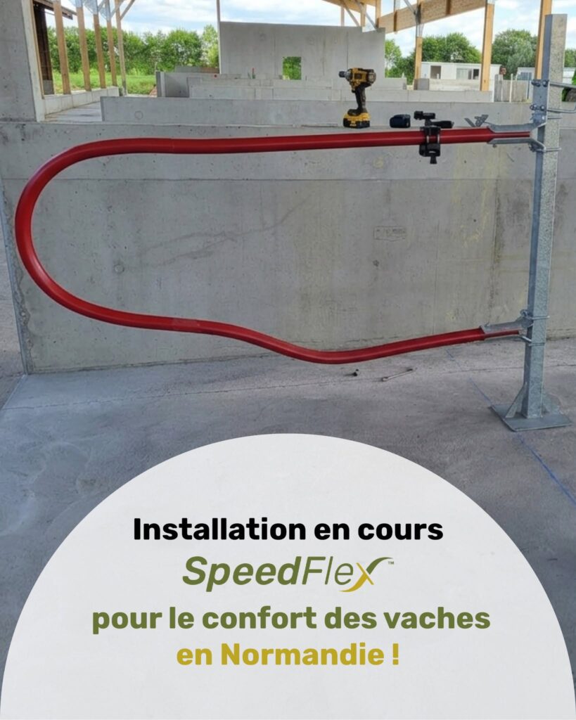 Installation de logettes souples rouges – Normandie